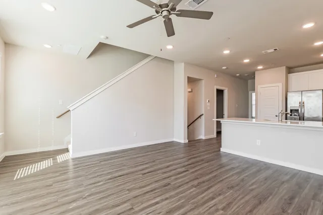 $1,935 | 18616 Whimsic Alley, Shenandoah, TX 77385