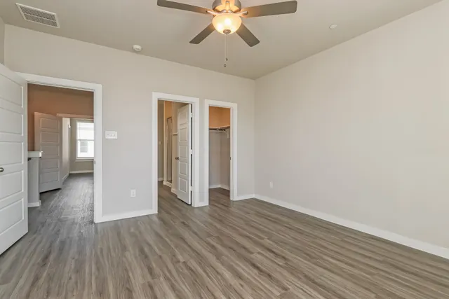 $1,935 | 18616 Whimsic Alley, Shenandoah, TX 77385