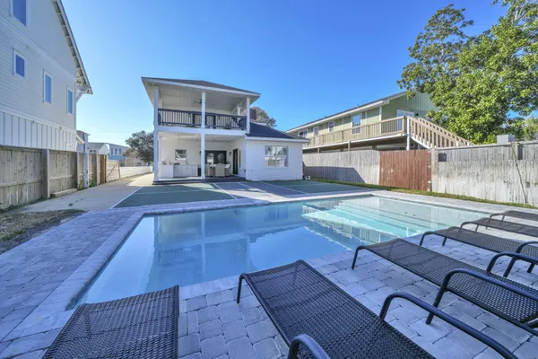 $1,900,000 | 91 Cobia Street, Destin, FL 32541