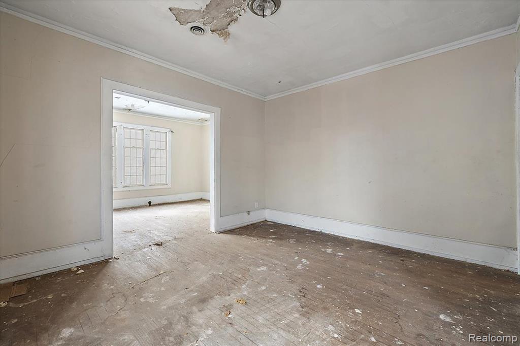 3000 Field Street Detroit, MI 48214 - Photo 25 of 77