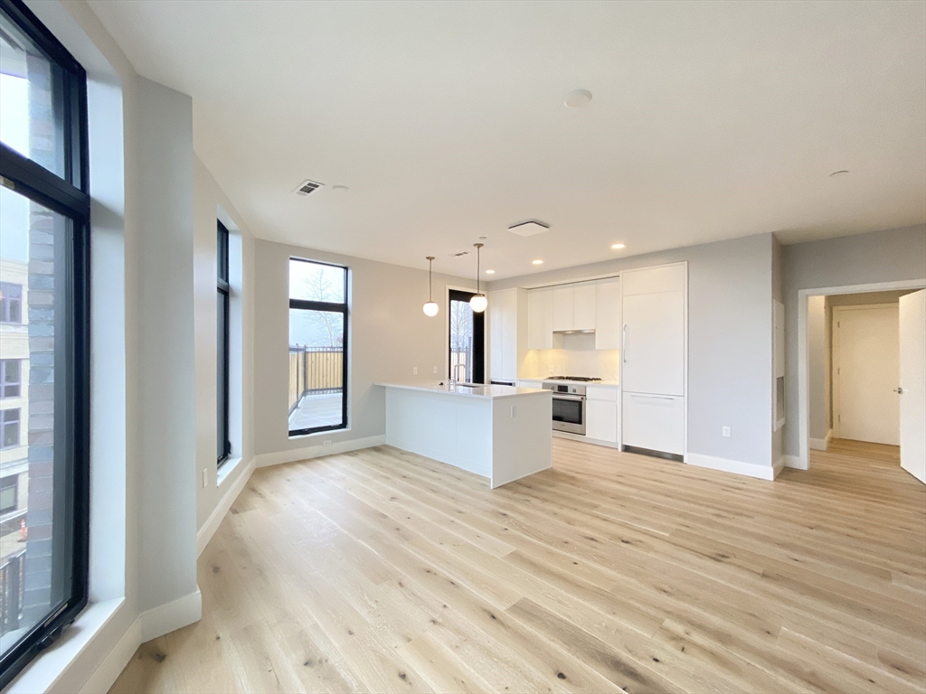 191 Washington Street, Unit 301 Boston, MA 02135 - Photo 4 of 40
