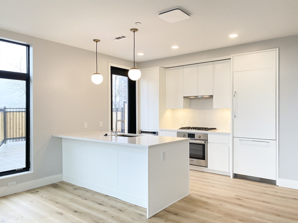 191 Washington Street, Unit 301 Boston, MA 02135 - Photo 6 of 40