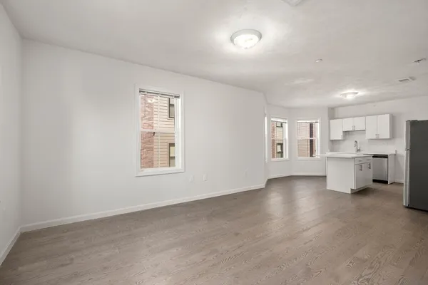$2,450 | 599 Broadway, Unit 2F, Everett, MA 02149