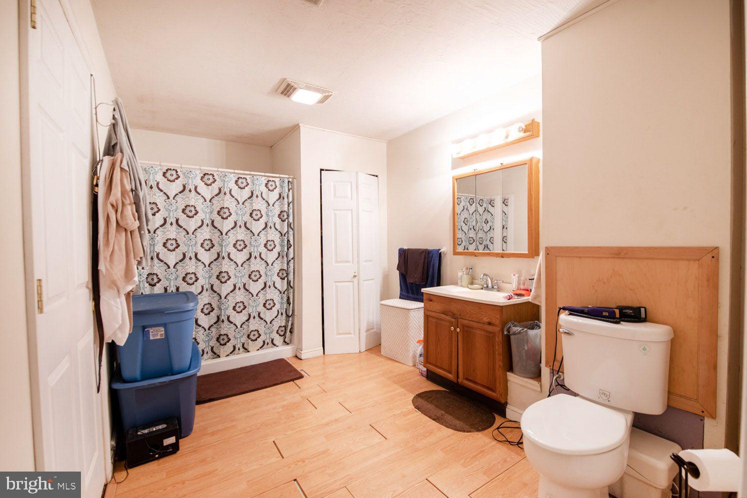 598 Rock Run Road Pottstown, PA 19465 - Photo 37 of 37 In-Law Suite - Full bathroom