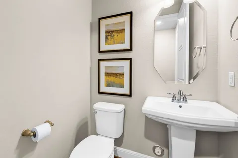 $699,000 | 221 Garden Gate Lane, Liberty Hill, TX 78642