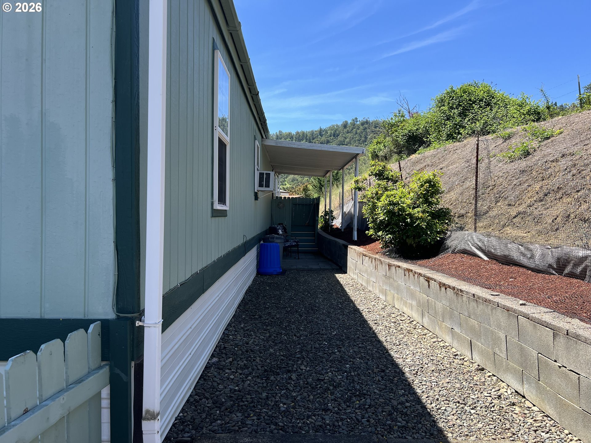 909 Shadow Ranch Lane Roseburg, OR 97470 - Photo 22 of 24 Backyard