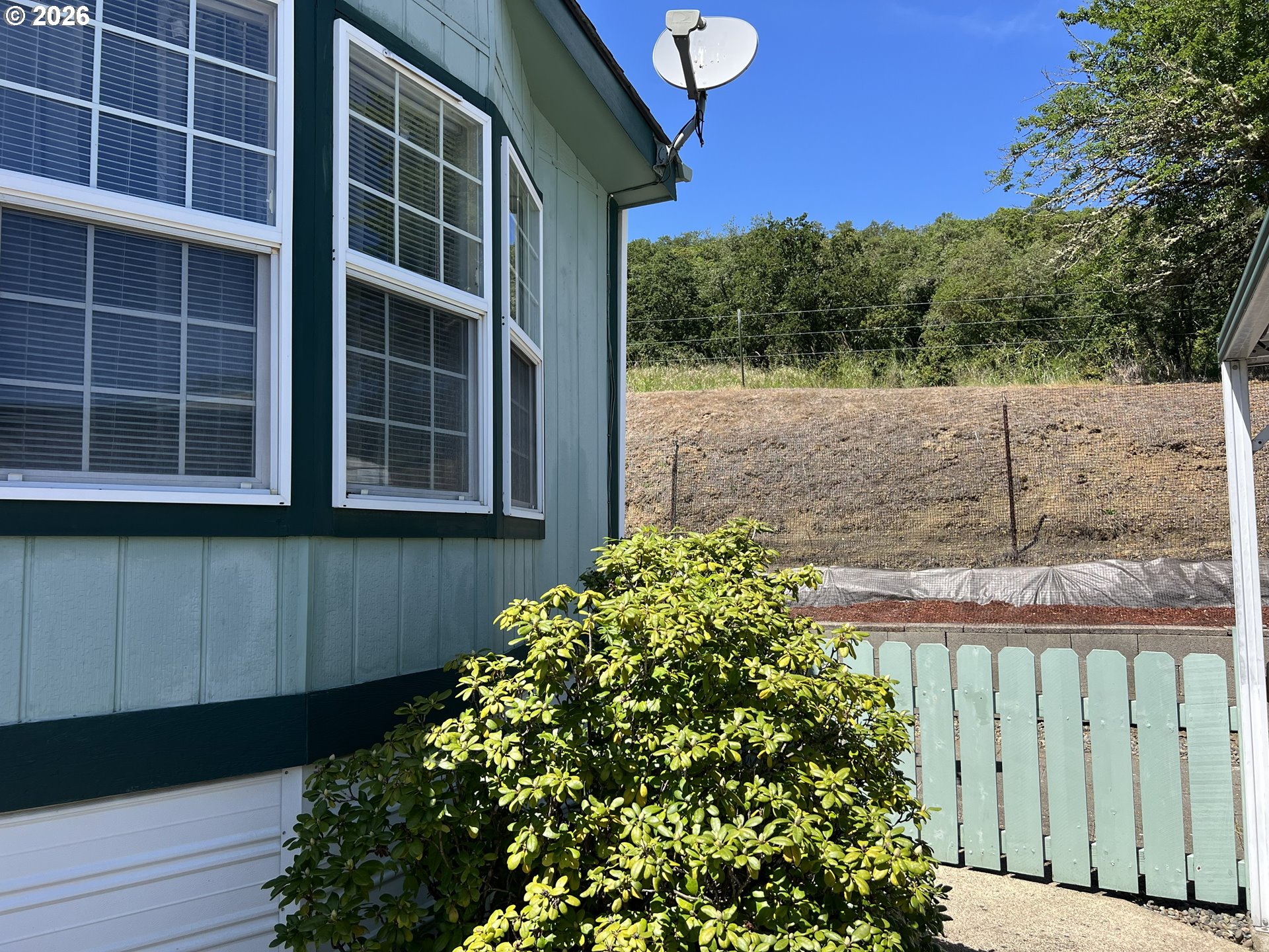 909 Shadow Ranch Lane Roseburg, OR 97470 - Photo 5 of 24 View