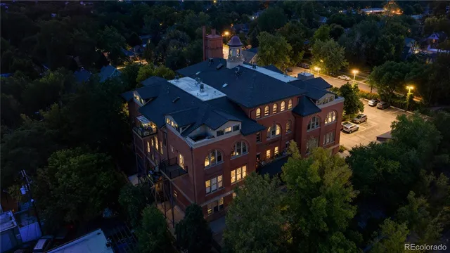 a close view of stove