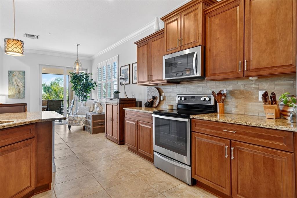 1251 Riverscape Street Bradenton, FL 34208 - Photo 27 of 83