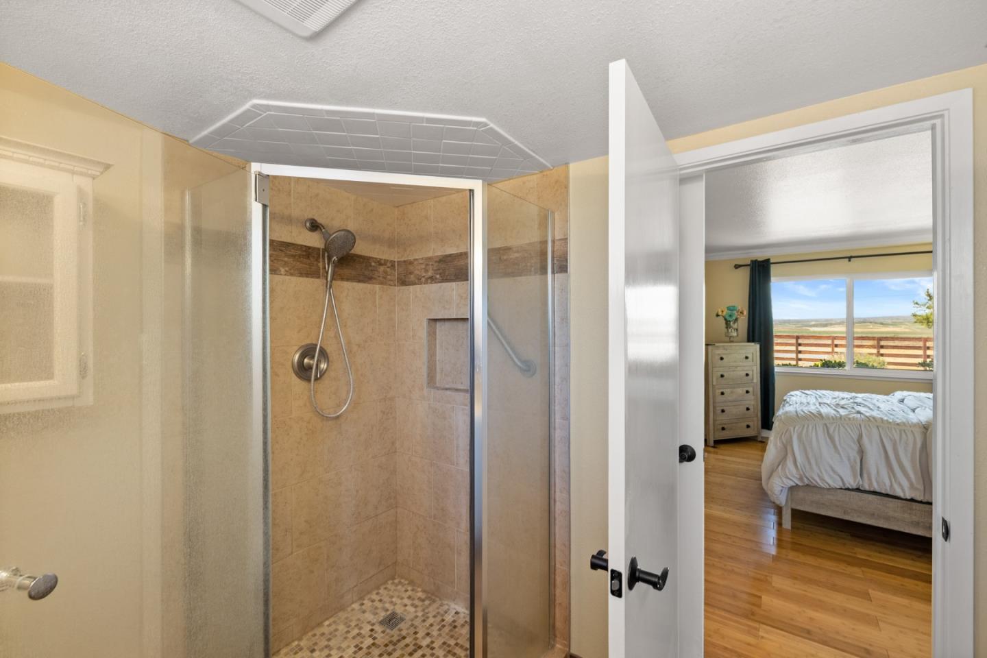 268 Espinosa Road Salinas, CA 93907 - Photo 11 of 23