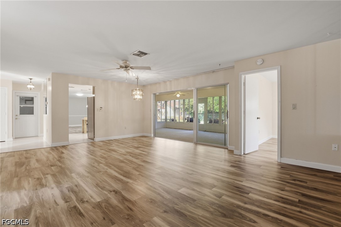 12878 Iona Road Fort Myers, FL 33908 - Photo 17 of 40