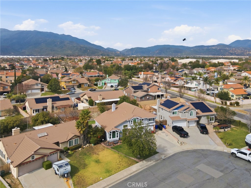 3684 North Veronica Court Rialto, CA 92377 - Photo 73 of 75 an aerial view of residential houses and outdoor space
