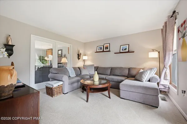 $368,000 | 277 Northpark Drive West, East Stroudsburg, PA 18302
