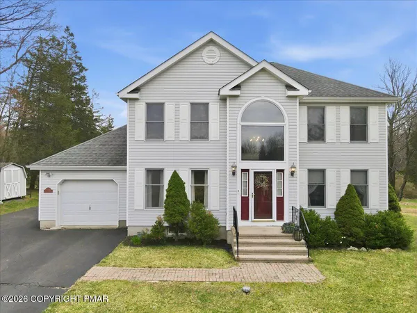 $368,000 | 277 Northpark Drive West, East Stroudsburg, PA 18302