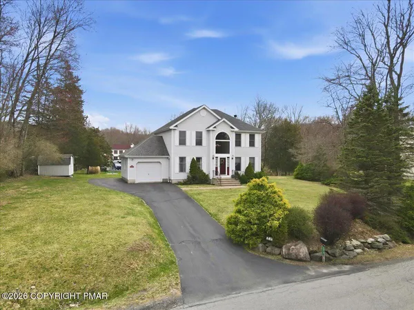 $368,000 | 277 Northpark Drive West, East Stroudsburg, PA 18302