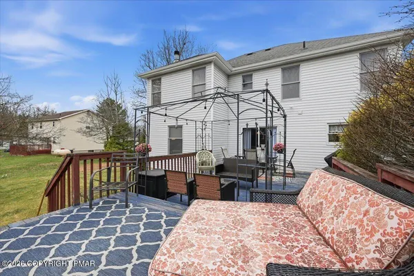 $368,000 | 277 Northpark Drive West, East Stroudsburg, PA 18302