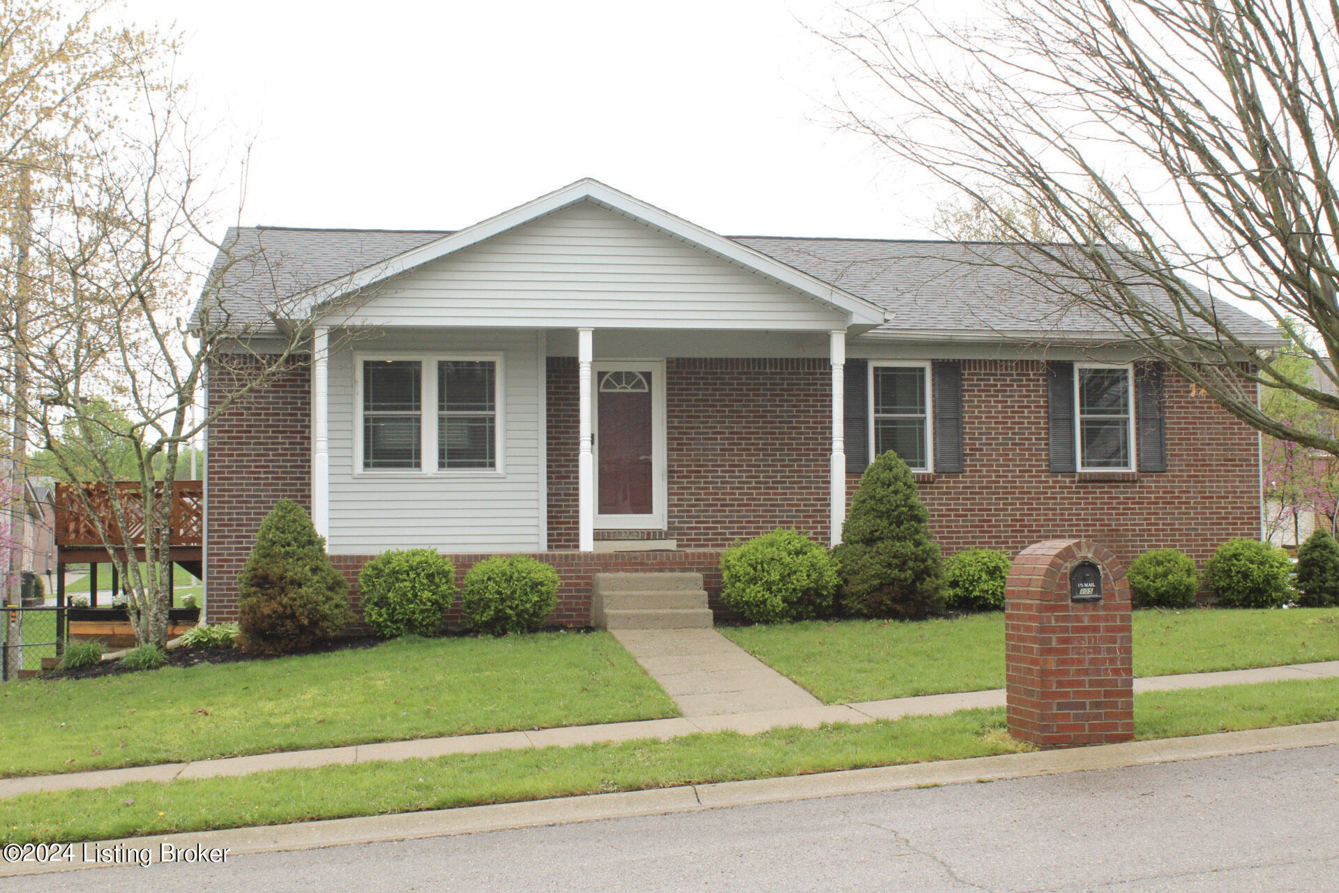 105 Fox Run Road Wilmore, KY 40390 - Photo 1 of 30 2-IMG_2633