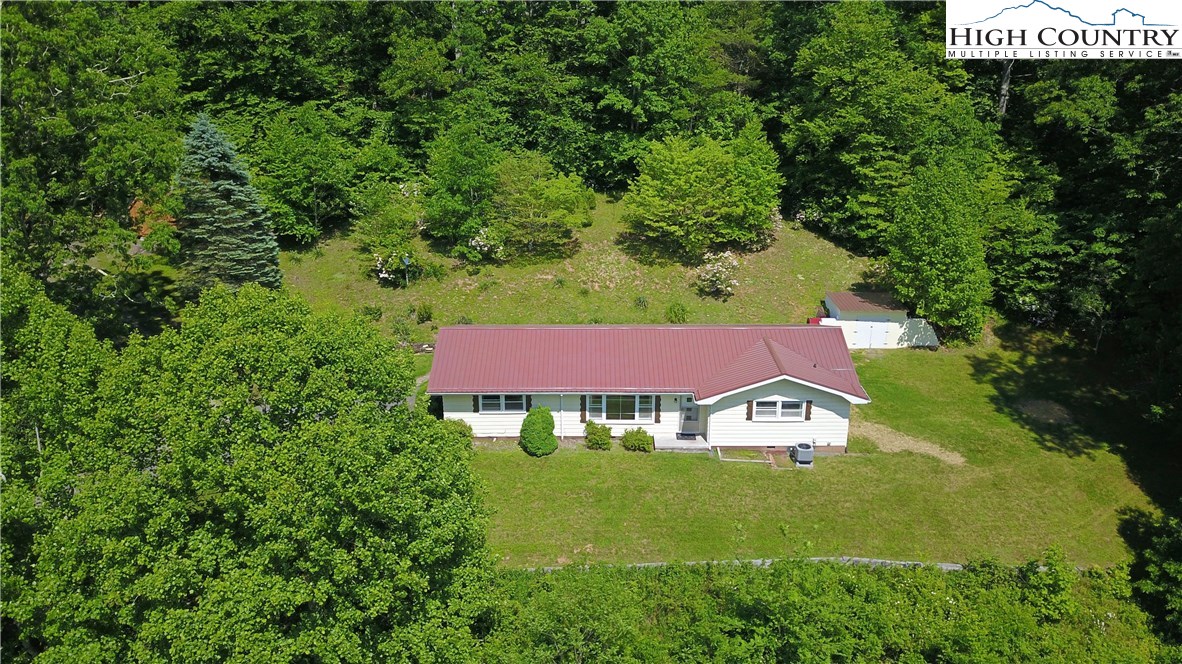 271 Tom Jackson Road Boone, NC 28607 - Photo 4 of 34 Gallery Image 4