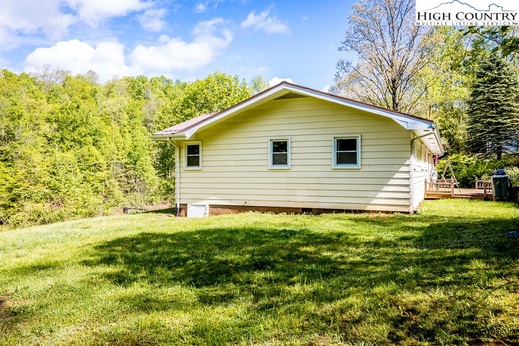 271 Tom Jackson Road Boone, NC 28607 - Photo 5 of 34 Gallery Image 5