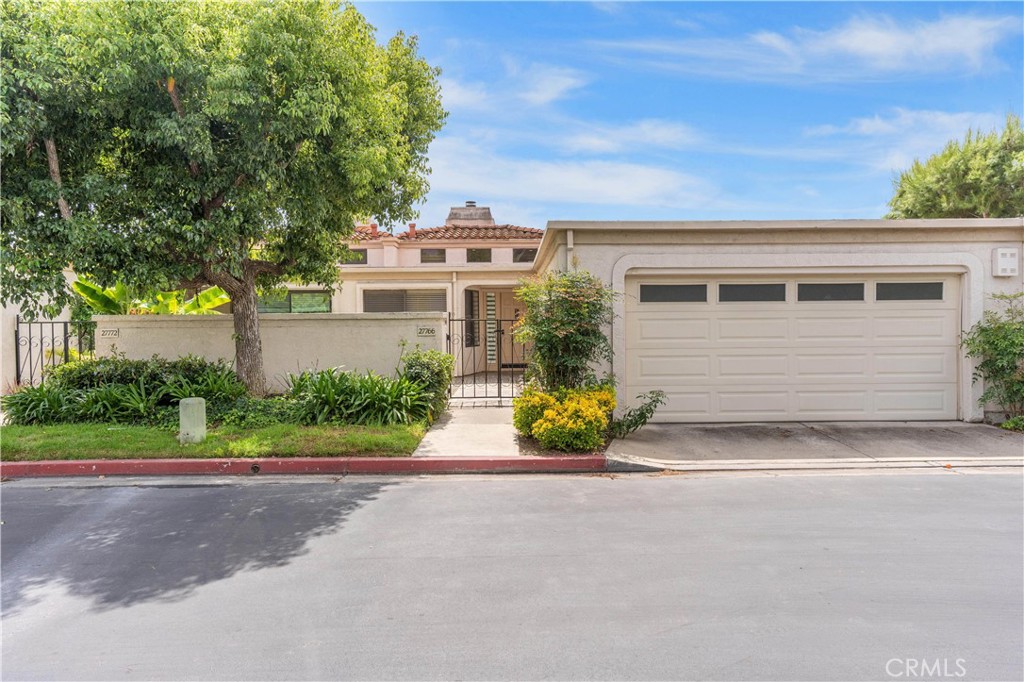 front view of house with a yard
