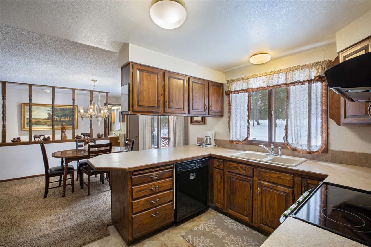 33502 North Findley Road Chattaroy, WA 99003 - Photo 2 of 20
