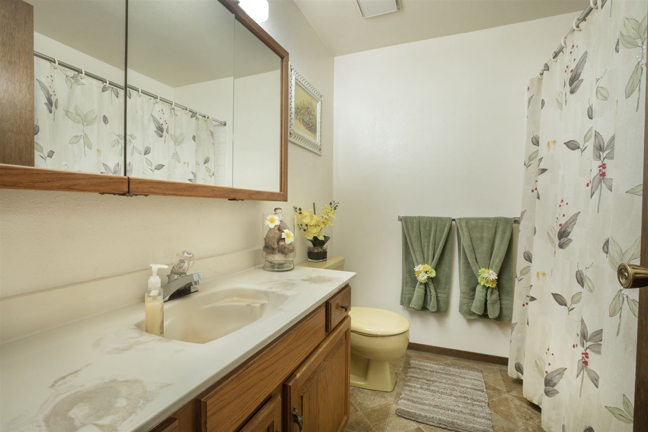 33502 North Findley Road Chattaroy, WA 99003 - Photo 16 of 20