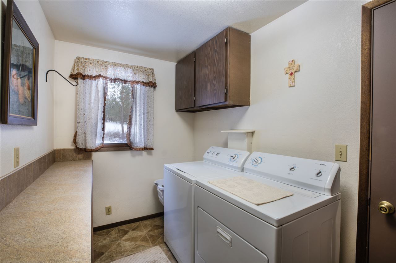 33502 North Findley Road Chattaroy, WA 99003 - Photo 18 of 20