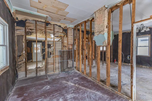 $65,000 | 712 11 Street Northwest, Bemidji, MN 56601