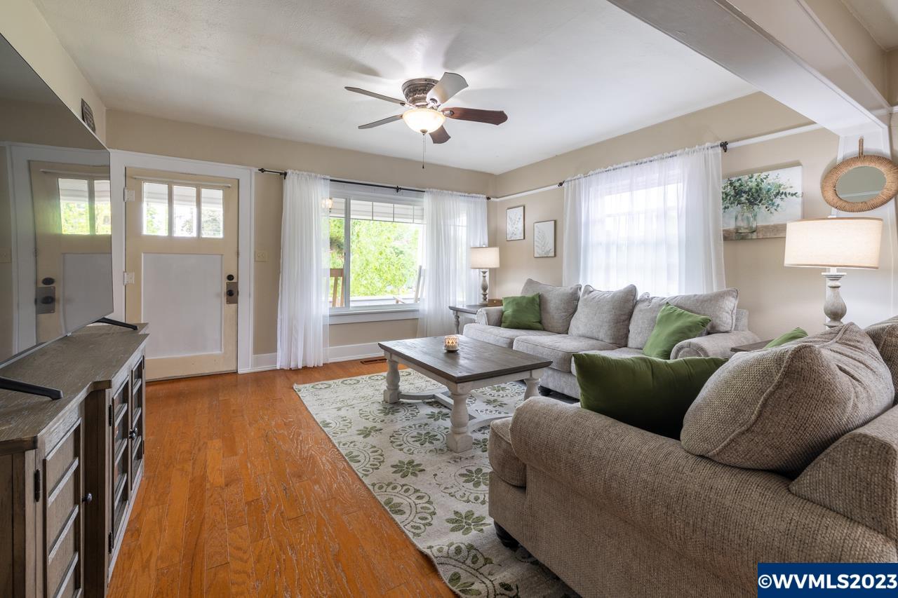 1156 Southwest 9th Avenue Albany, OR 97321 - Photo 5 of 21 Gallery Image 5