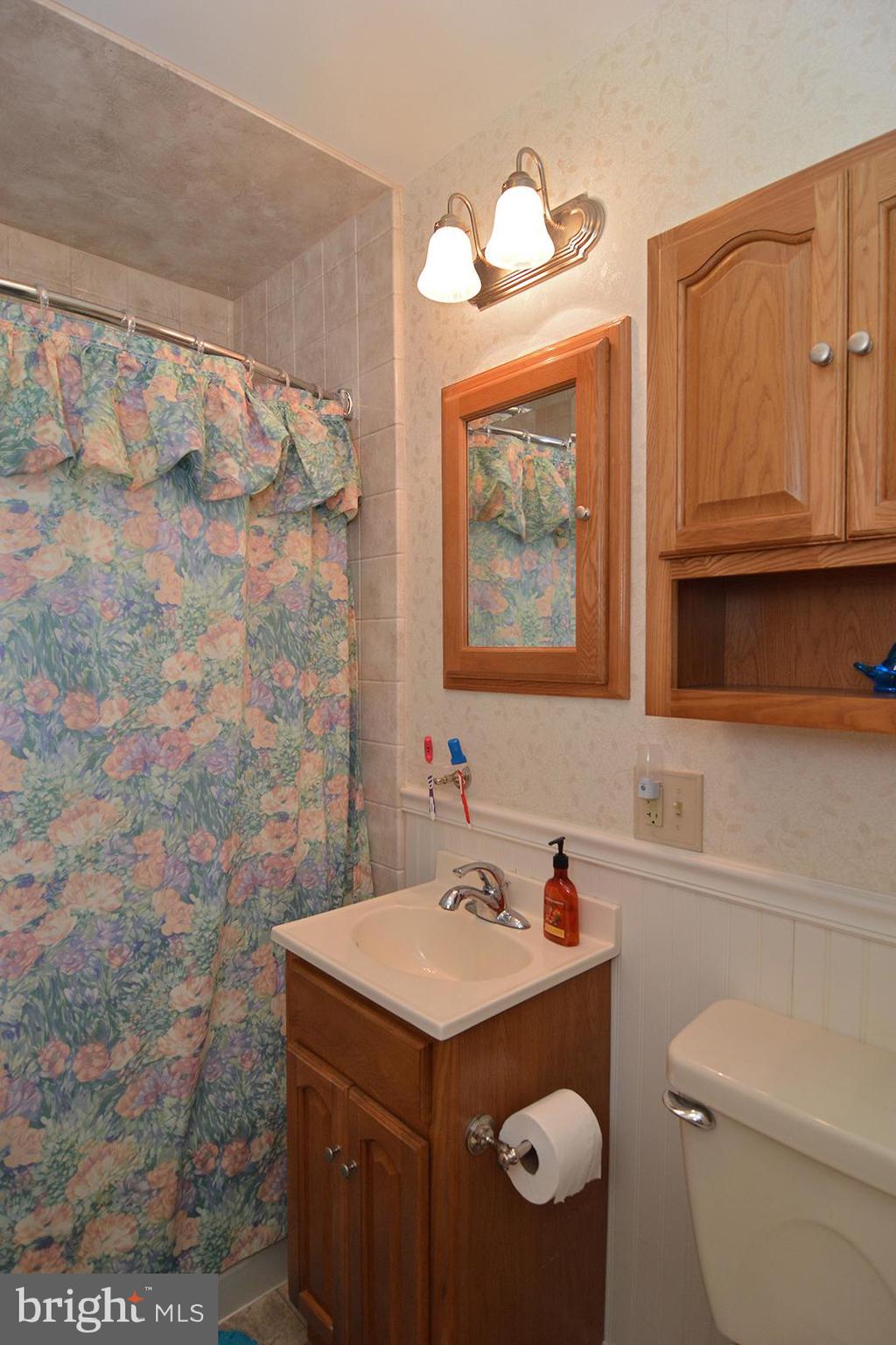 1625 Logan Street Reading, PA 19607 - Photo 14 of 25 Gallery Image 14