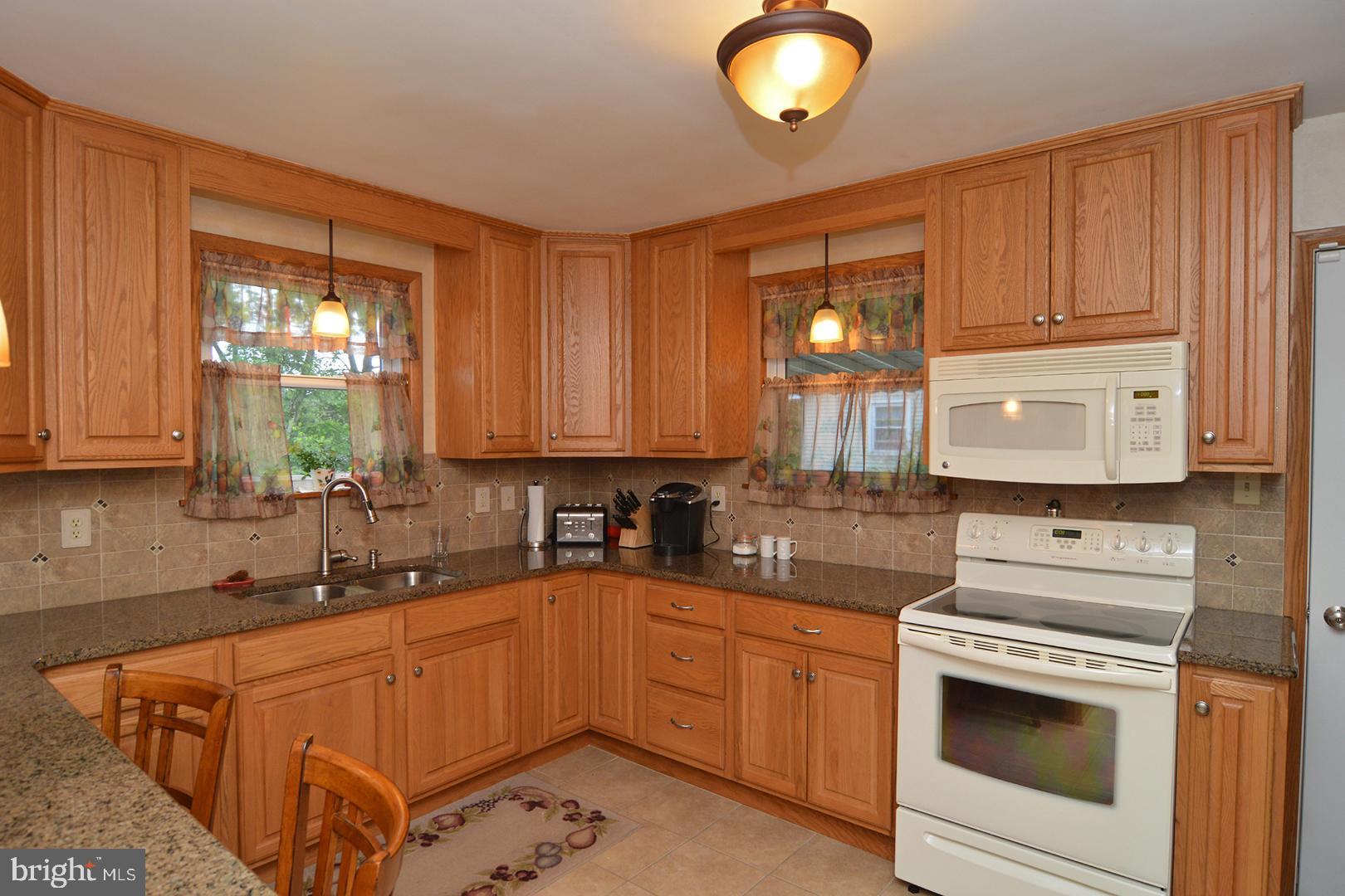 1625 Logan Street Reading, PA 19607 - Photo 7 of 25 Gallery Image 7