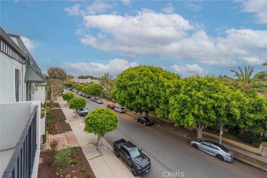 8163 Redlands Street, Unit 73 Playa del Rey, CA 90293 - Photo 13 of 23 a view of a street with outside view