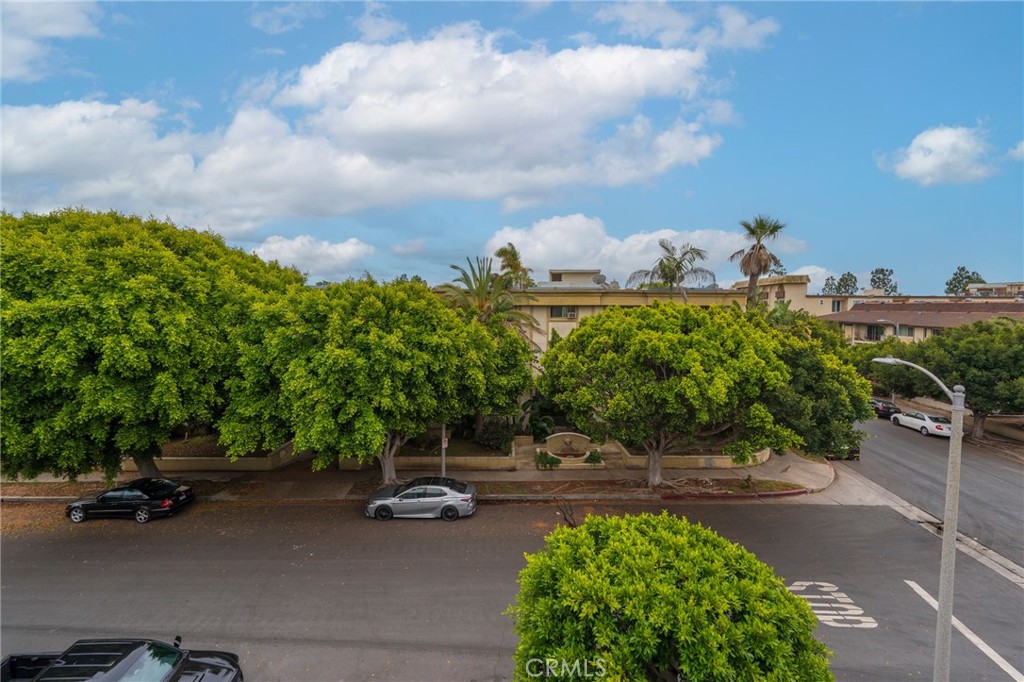 8163 Redlands Street, Unit 73 Playa del Rey, CA 90293 - Photo 14 of 23 a view of a street with back yard