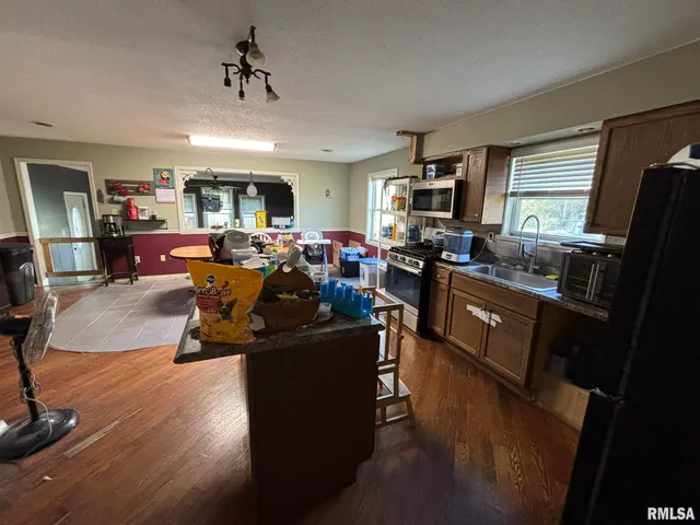 $90,000 | 3152 Hotze Road, Salem, IL 62881