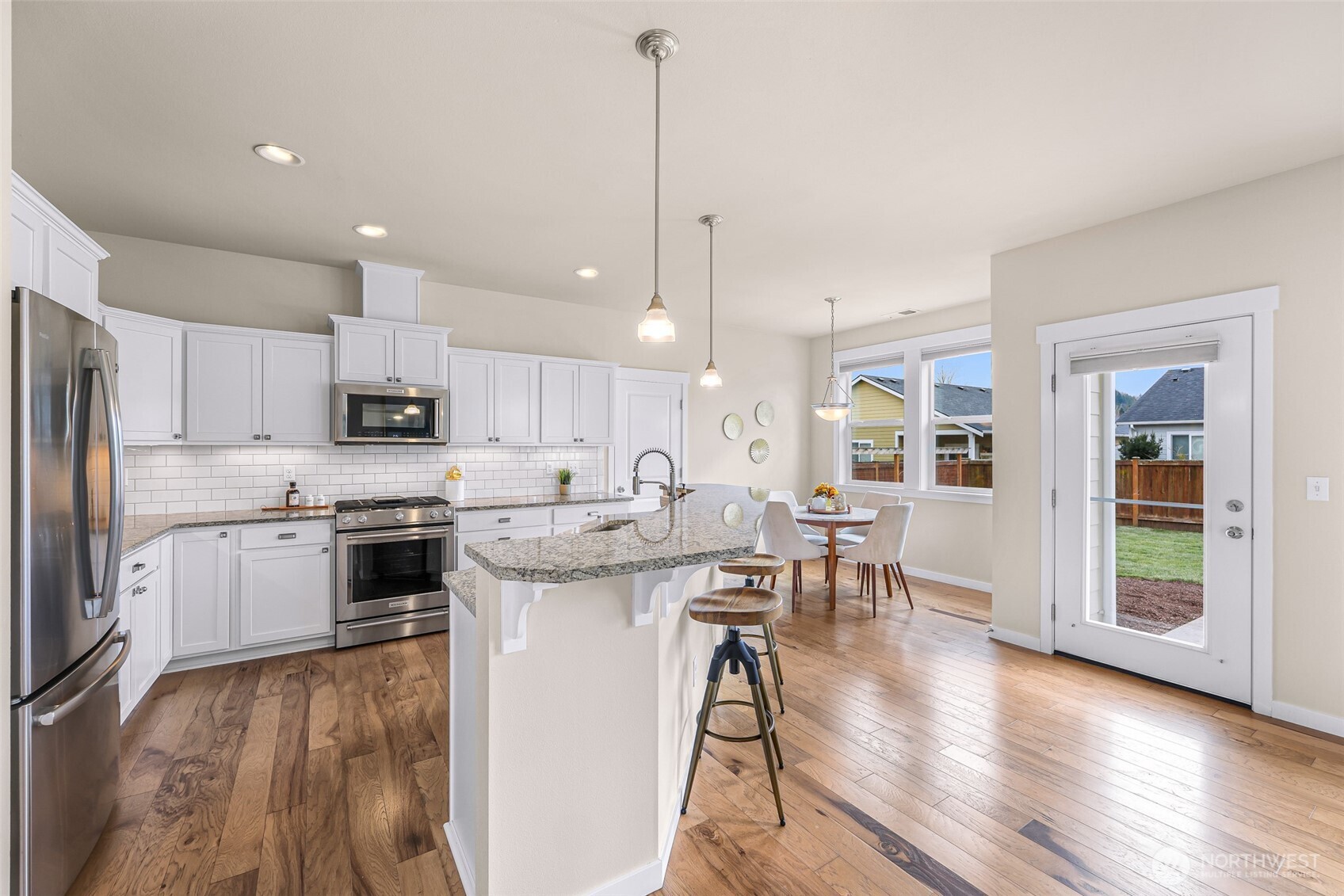 3926 McLaughlin Road Mount Vernon, WA 98273 - Photo 5 of 40 Gallery Image 5