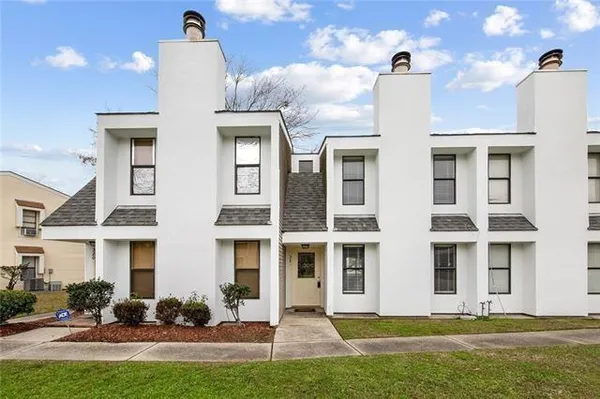 $1,400 | 322 Mariners Boulevard, Mandeville, LA 70448