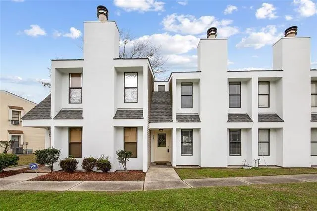 $1,400 | 322 Mariners Boulevard, Mandeville, LA 70448