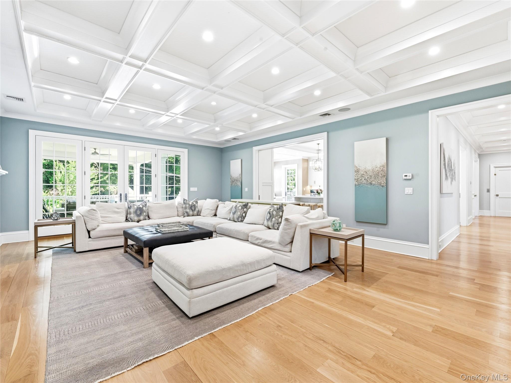 55 Plymouth Road Manhasset, NY 11030 - Photo 15 of 41