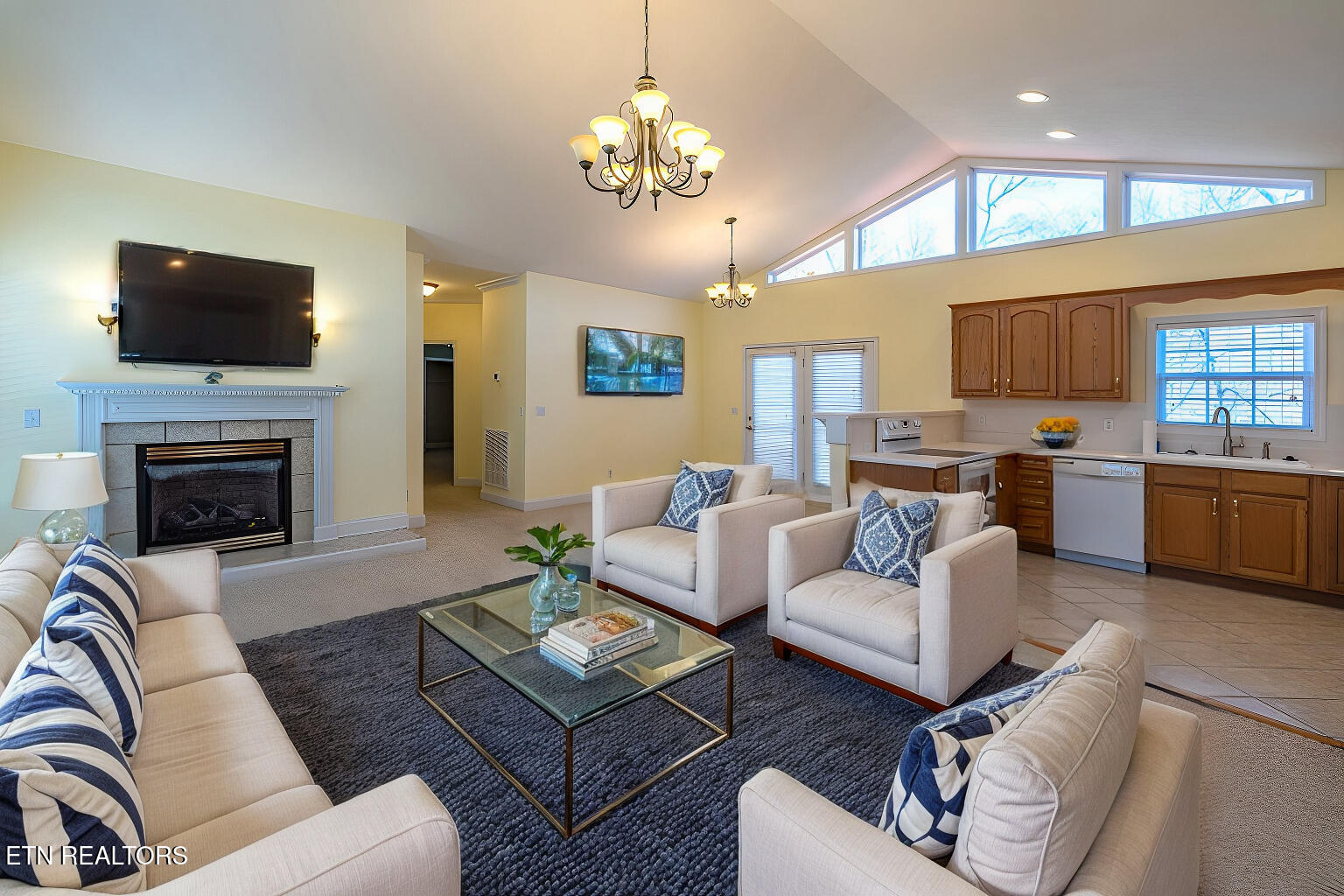 GoldenGate-02 - Living Room - Modern - 3
