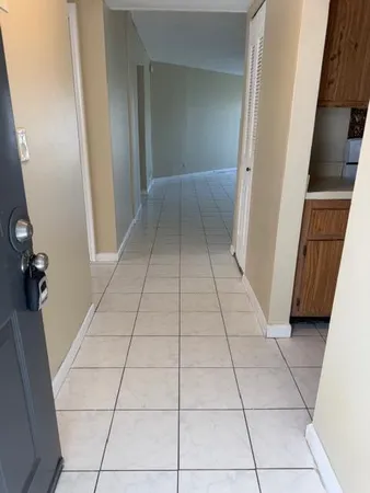 $1,860 | 1750 North Congress Avenue, Unit 201, West Palm Beach, FL 33401