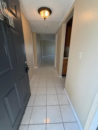 $1,860 | 1750 North Congress Avenue, Unit 201, West Palm Beach, FL 33401