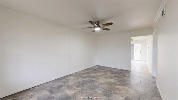 $1,125 | 1607 Cloverdale Court, College Station, TX 77840