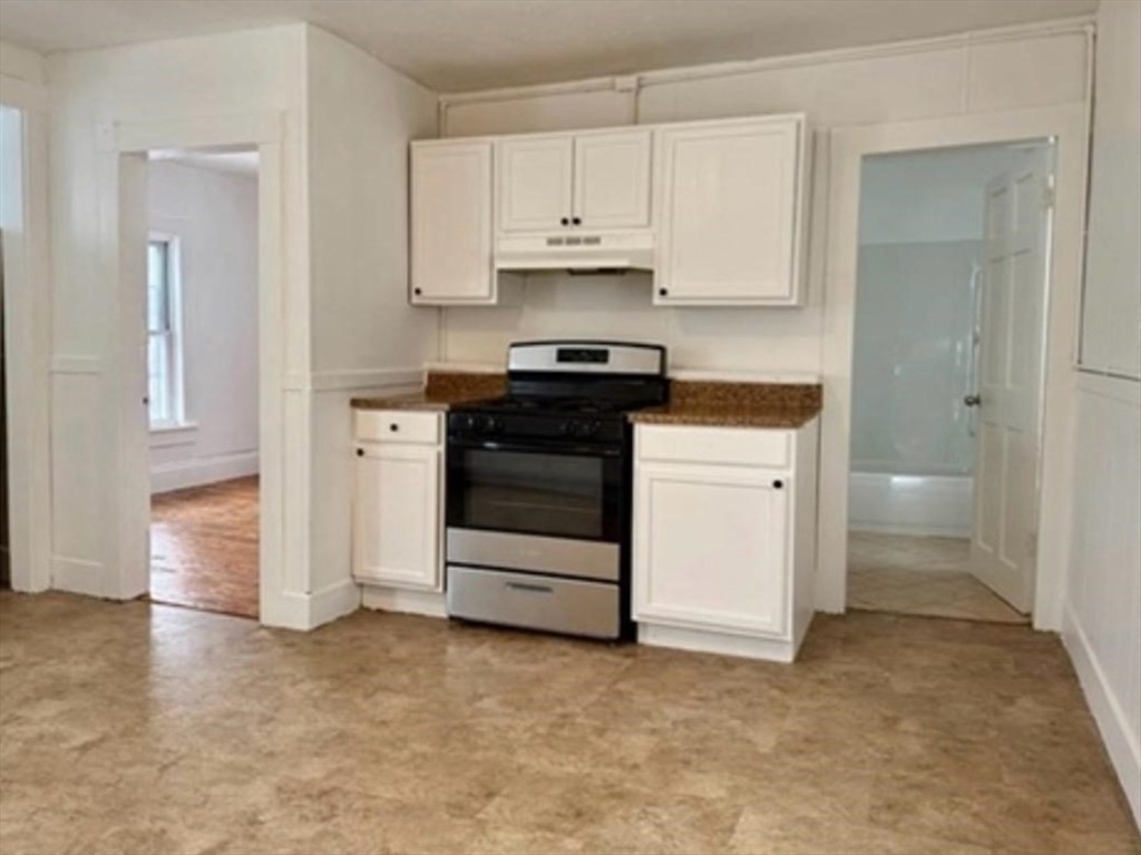 68 Smith Street Lowell, MA 01851 - Photo 2 of 5