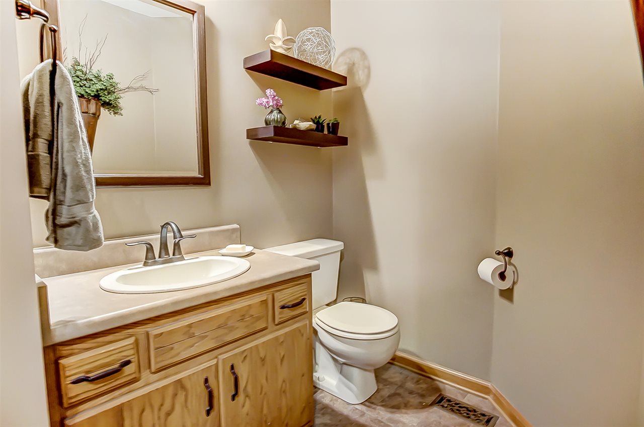 8802 Rail Fence Road Fort Wayne, IN 46835 - Photo 18 of 36 Gallery Image 18