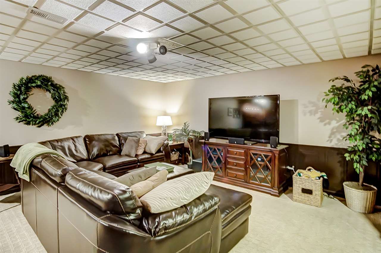 8802 Rail Fence Road Fort Wayne, IN 46835 - Photo 31 of 36 Gallery Image 31