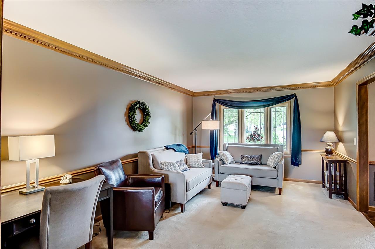 8802 Rail Fence Road Fort Wayne, IN 46835 - Photo 7 of 36 Gallery Image 7