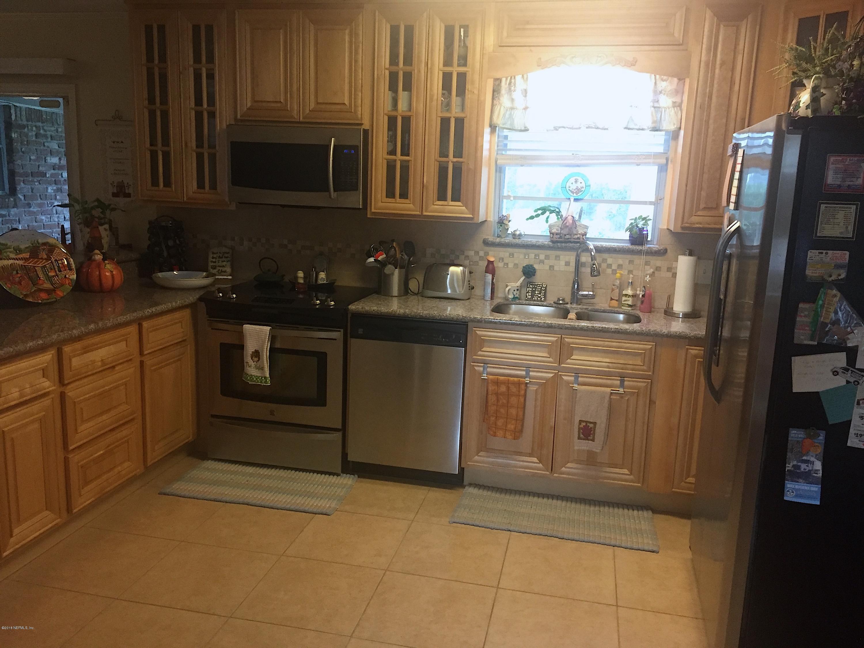 9013 Runnymeade Road Jacksonville, FL 32257 - Photo 4 of 5 Updated Kitchen