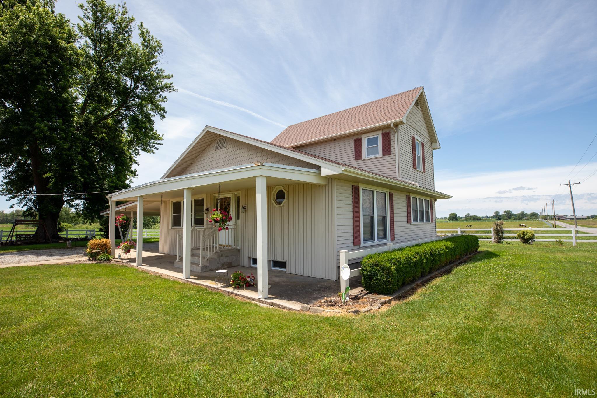 1027 12th Road Bourbon, IN 46504 - Photo 5 of 46