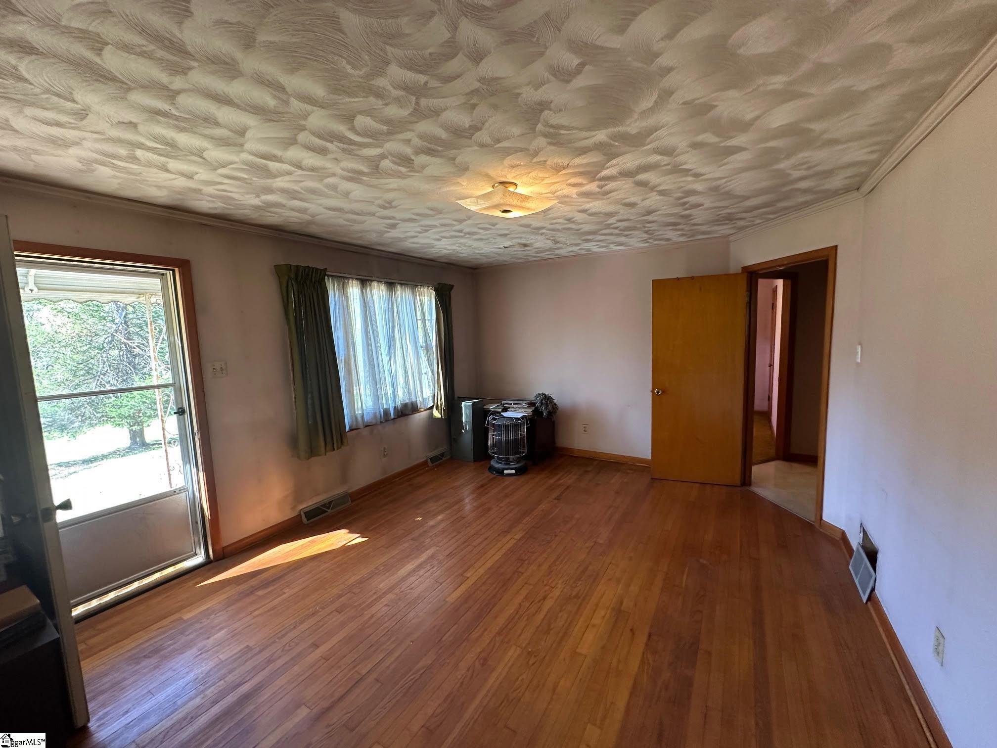 303 Revels Road Chesnee, SC 29323 - Photo 2 of 21