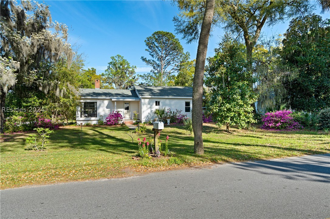 1715 Pigeon Point Road Beaufort, SC 29902 - Photo 1 of 1 Gallery Image 1